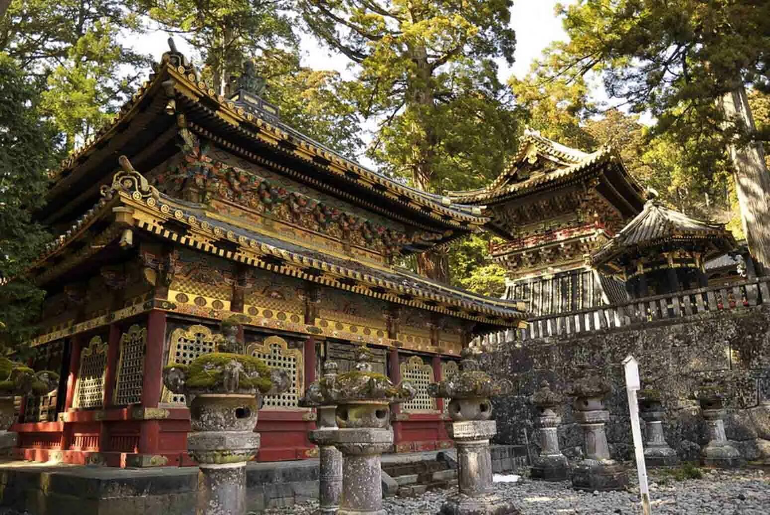 Храм японцев. Храм якусидзи, нара. Храм миохойн в киото. Храм кодзандзи япония. Храм японцев.