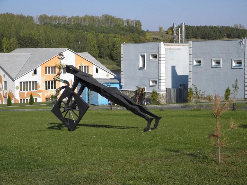 Скульптурный парк легенда пенза. Рамзай скульптурный парк. Чистые пруды пенза скульптурный парк. Рамзай скульптурный парк. Чистые пруды пенза парк скульптур.