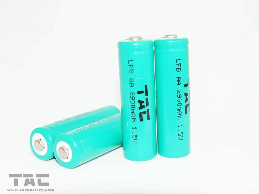 Литий ионные аккумуляторы АА 1.5V АА. Батареи литиевые 1.5v ААА. Аккумулятор 1.5 в ААА литиевые. Аккумуляторы 1.5 вольта литиевые.