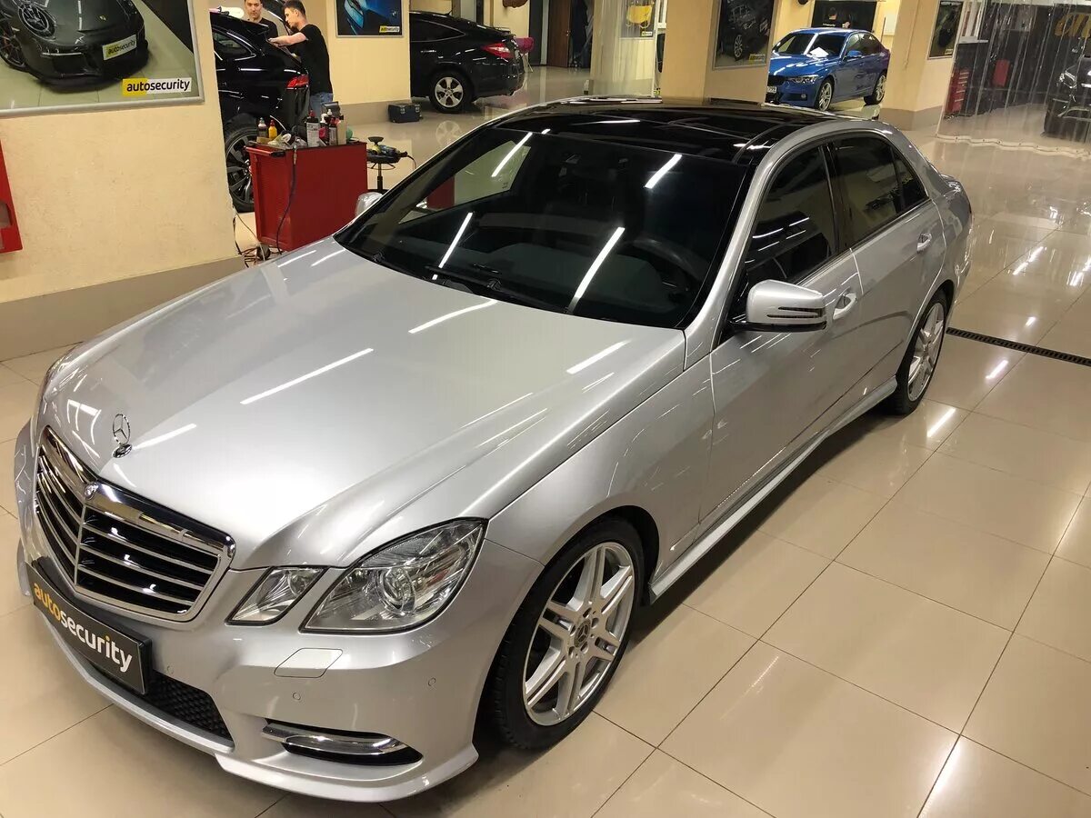 Mercedes w212 Silver. Мерседес w212 серебристый. Мерседес е212 2011. Mercedes w212 Рестайлинг серебристый.