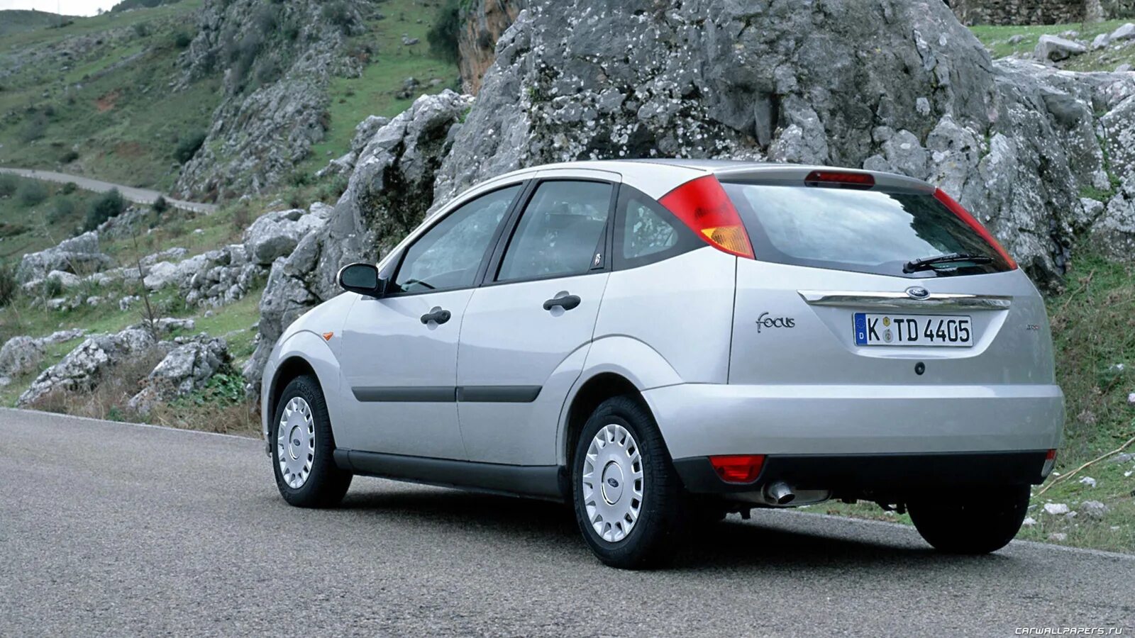 Б у форд фокус 1. Ford Focus 1. Форд фокус 1 поколения хэтчбек. Ford Focus 2001 хэтчбек. Ford Focus 2004 Hatchback.