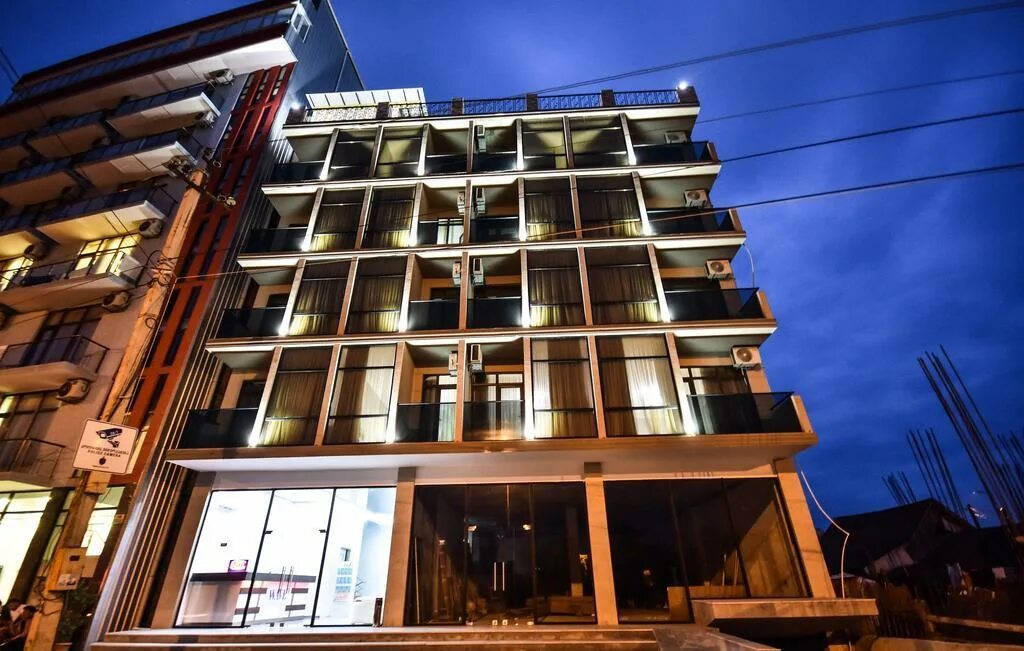 New wave батуми. Спа. Отель волна в батуми фото снаружи. Wave hotel батуми. Wave hotel батуми.