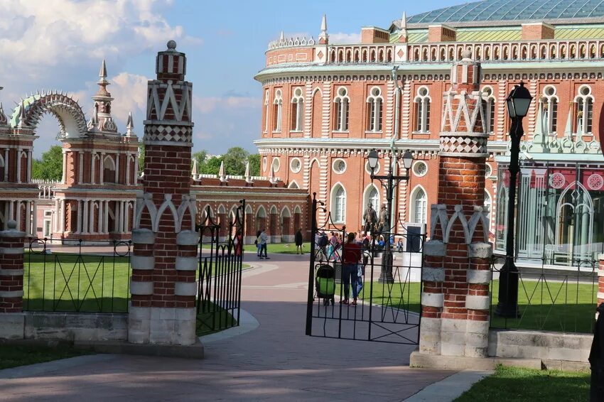 Сайт усадьбы царицыно. Парк заповедник Царицыно. Музей усадьба Царицыно. Парк музей Царицыно. Царицыно музей-заповедник 2023.