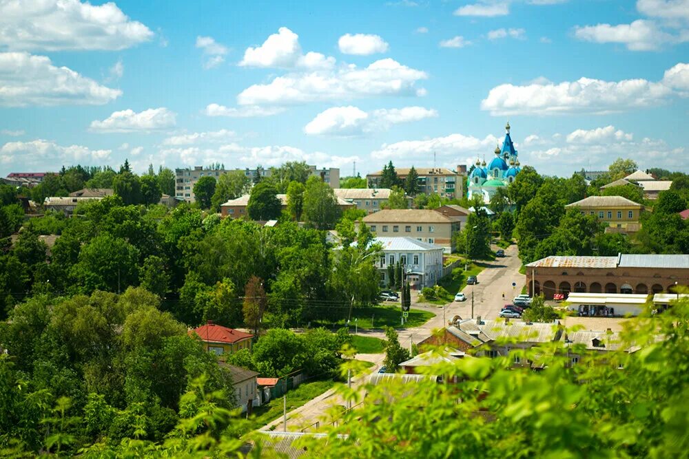 Рыльск сейчас. Рыльск. Виды города Рыльска. Вид на город Рыльск с горы Ивана Рыльска. Рыльск достопримечательности.