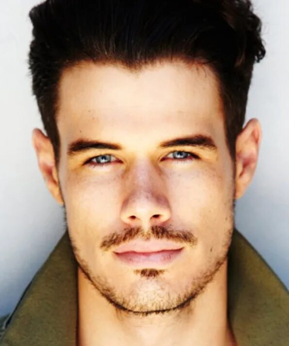 Лиам холл. Лиам холл фото. Лиам холл arrow. Лиам холл. Лайам холл стрела.