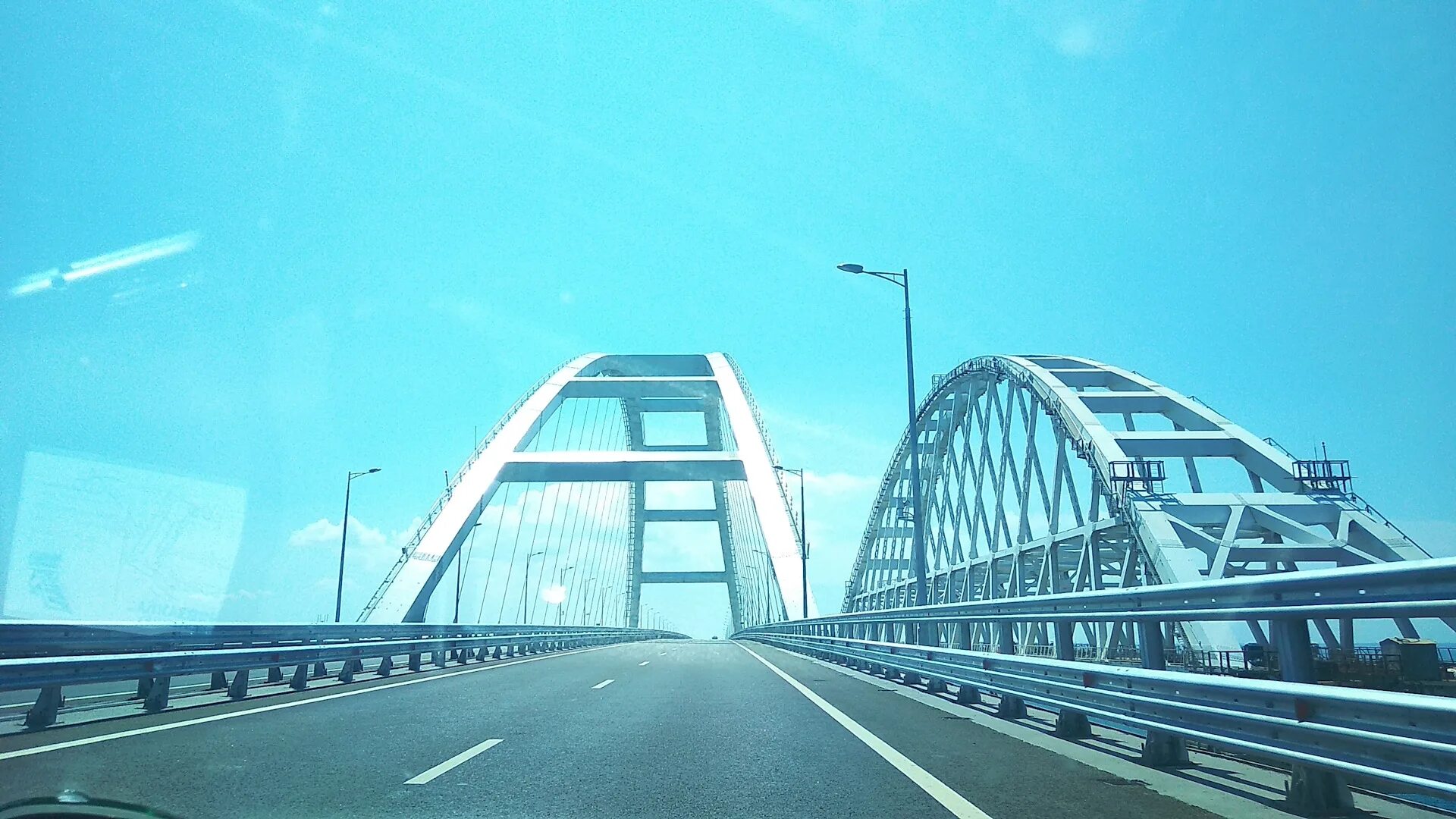 крымский мост движение. пропускной пункт крымский мост. крымский мост 2023 год. анапа крымский мост. мост через керченский пролив.