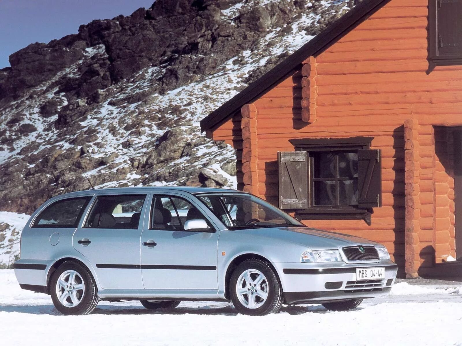 Шкода первого поколения. Škoda Octavia 1996 универсал. Skoda Octavia 1 поколение универсал.