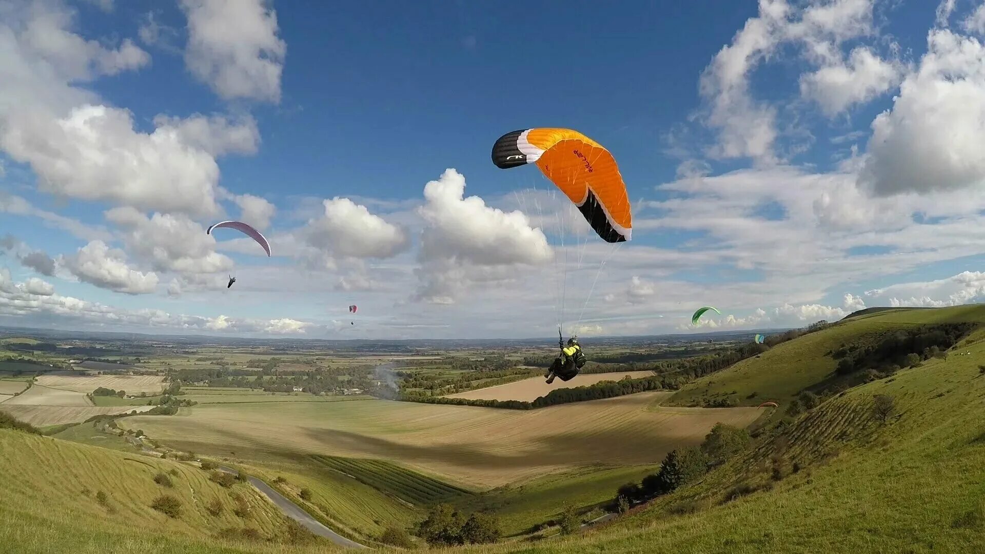 мотопараплан в небе. полеты на безмоторках 9. самолёт для прыжков с парашютом. трехместный мотопараплан. экстрим на параплане.