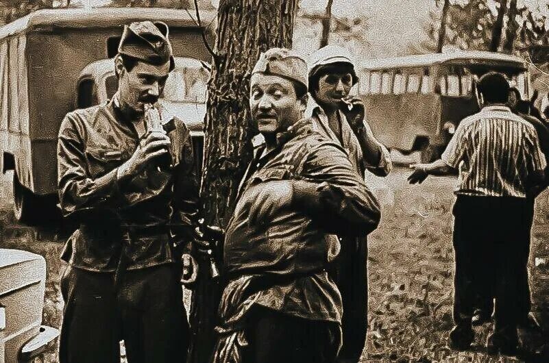 Встречи изменить нельзя съемки. Место встречи изменить нельзя фильм 1979 левченко. шарапов и левченко. левченко фильм место встречи. владимир конкин и владимир высоцкий съемки.