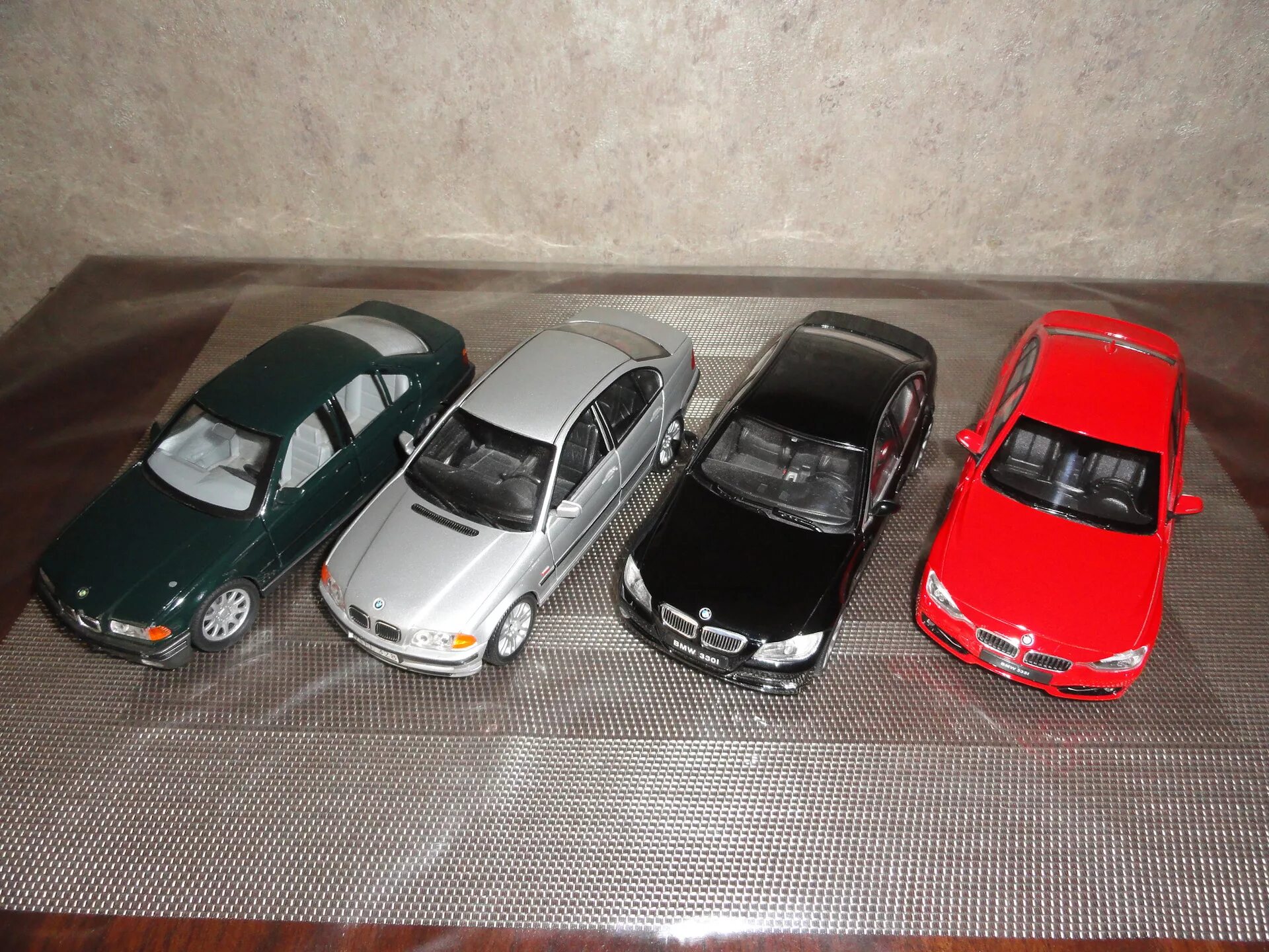 Модели 1 36. Welly BMW 328i 1/36. Welly BMW 328i. Welly BMW 328. Welly 1 24 BMW e46.