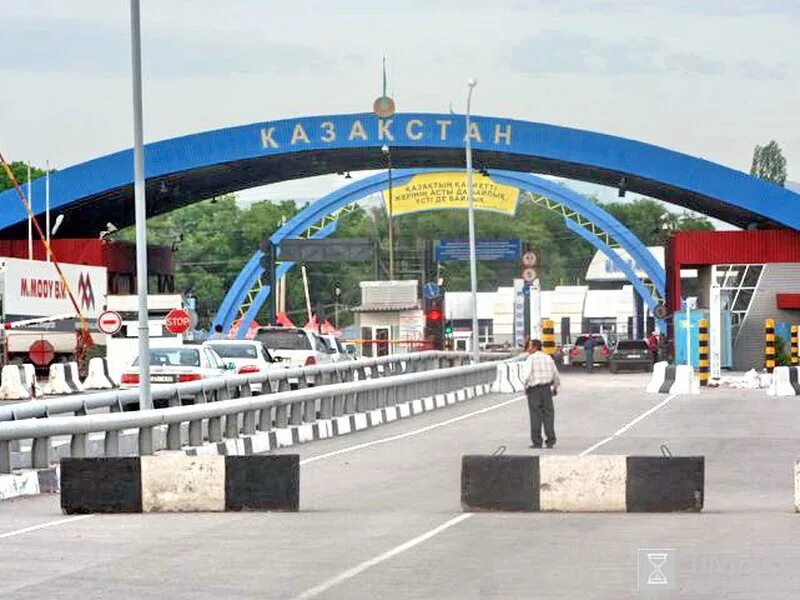 Граница казахстана котяевка. Омск граница с казахстаном. Троицк граница с казахстаном таможня. Омская граница с казахстаном. Граница ак-жол.