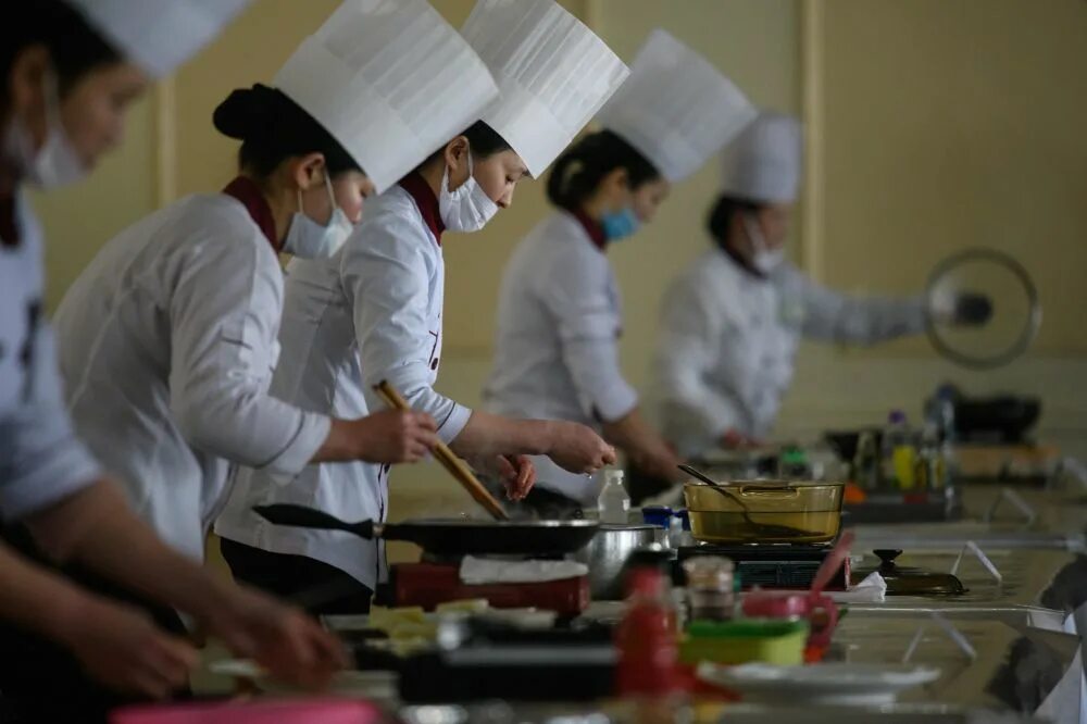 Cooking competitions. Корейский повар. Cookery Competition. Cooking Contest. Гастрономический конкурс Китай.