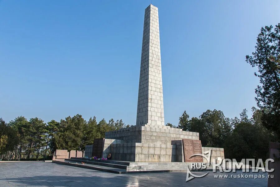 памятник сапун гора в севастополе. вечный огонь сапун гора в севастополе. мемориальный комплекс сапун гора севастополь. мемориальный комплекс сапун гора севастополь. мемориальный комплекс сапун гора севастополь.