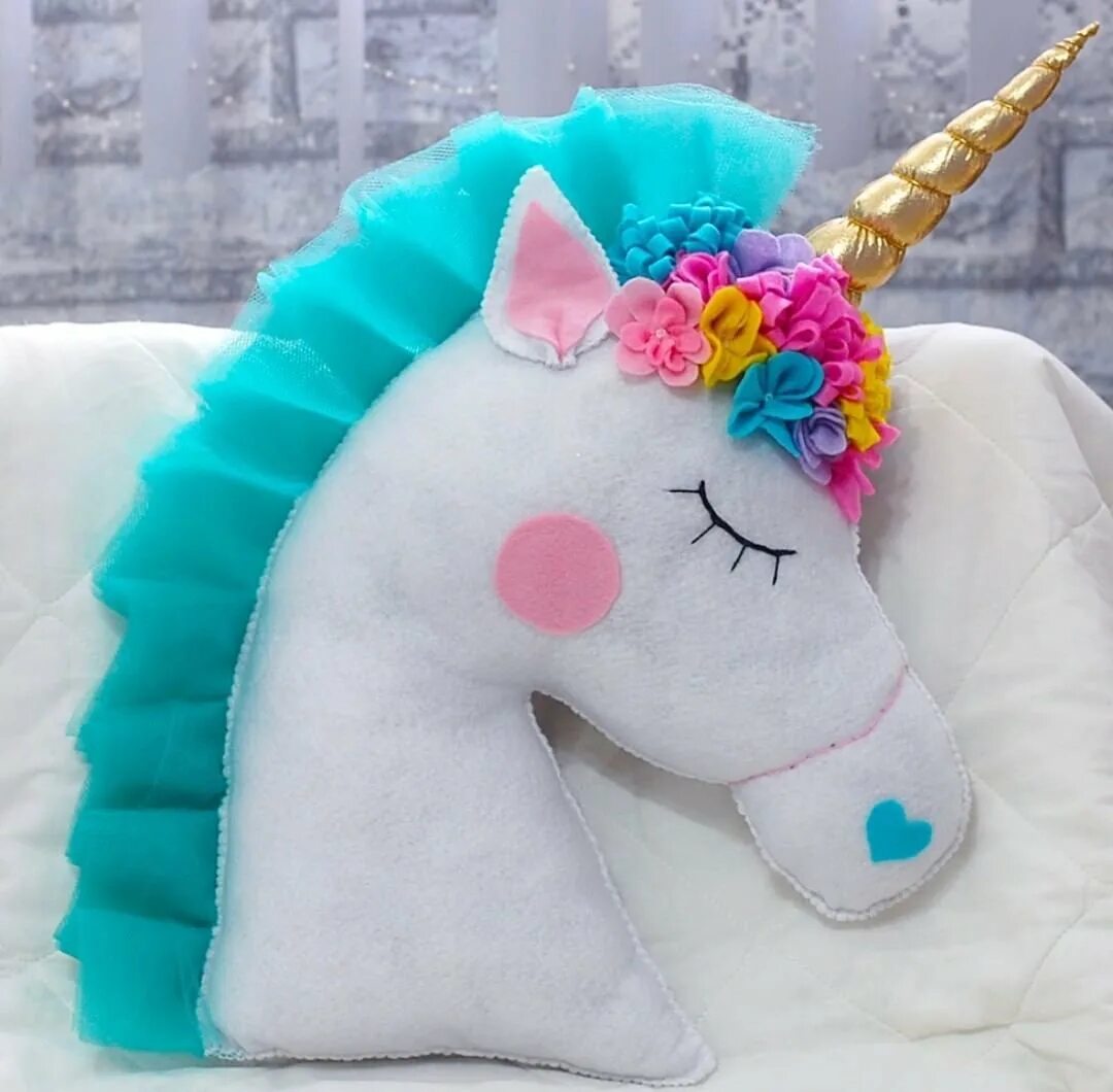 Поделка единорог для детей. Единорожки своими руками. Сшить игрушку единорог. Sewing kit сплюшка единорог. Единорожка.
