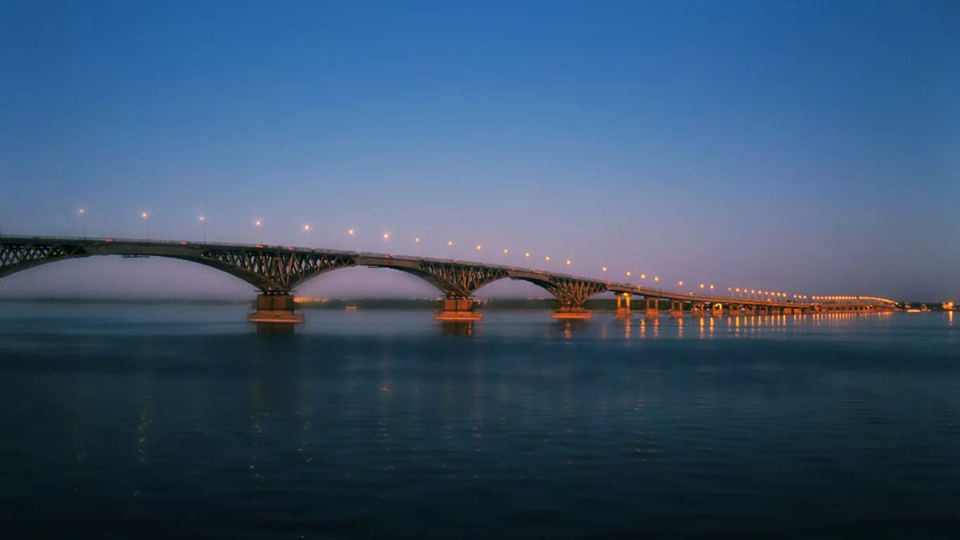 Волга мост энгельс. Мост Саратов Энгельс. Саратовский мост с Энгельса. Автодорожный мост Саратов. Энгельс мост через Волгу.