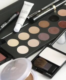 Какую косметику выбрать