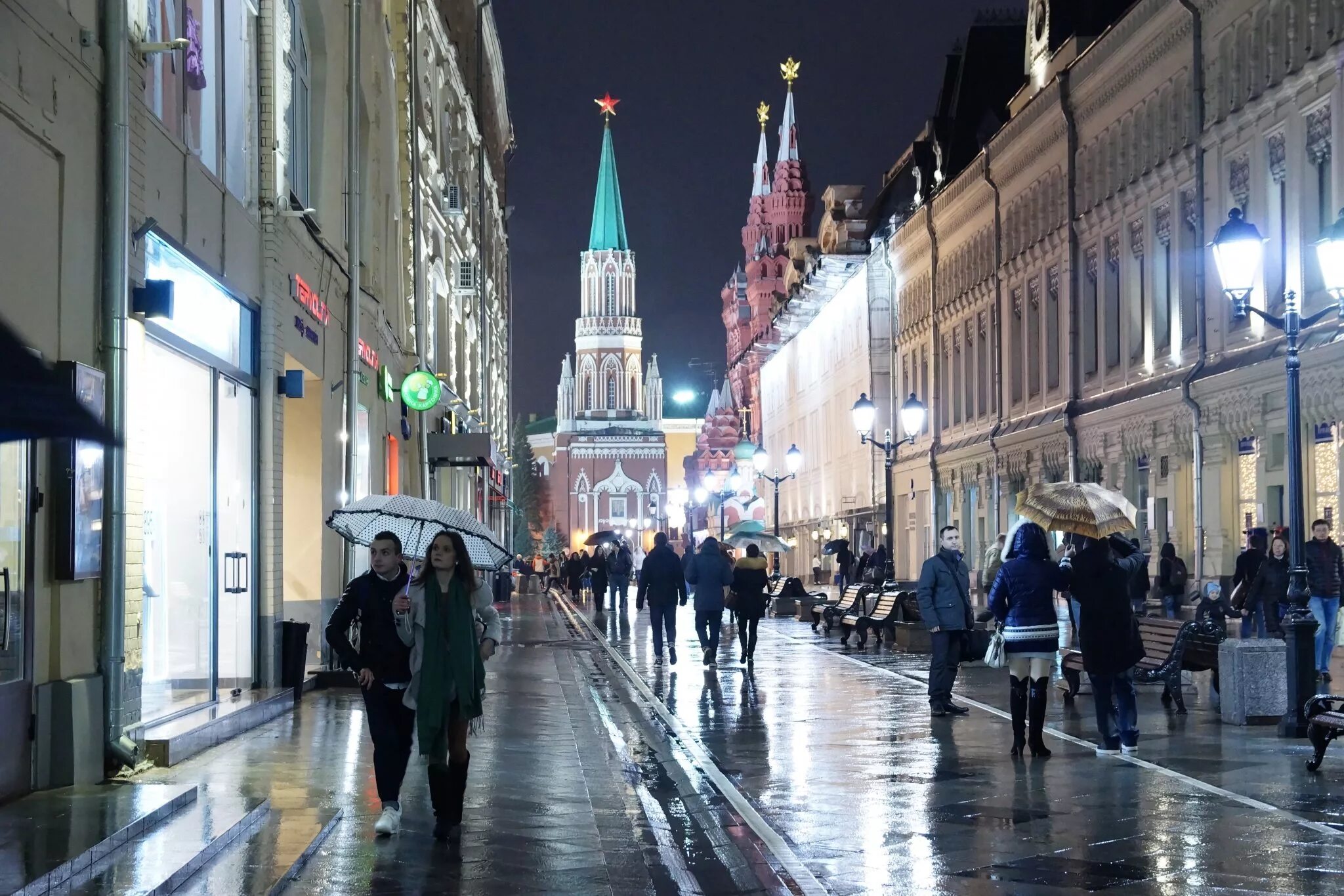 Сколько лет сегодня москве. Улицы Москвы. Москва улицы города. Современные улицы Москвы. Центр Москвы улицы.