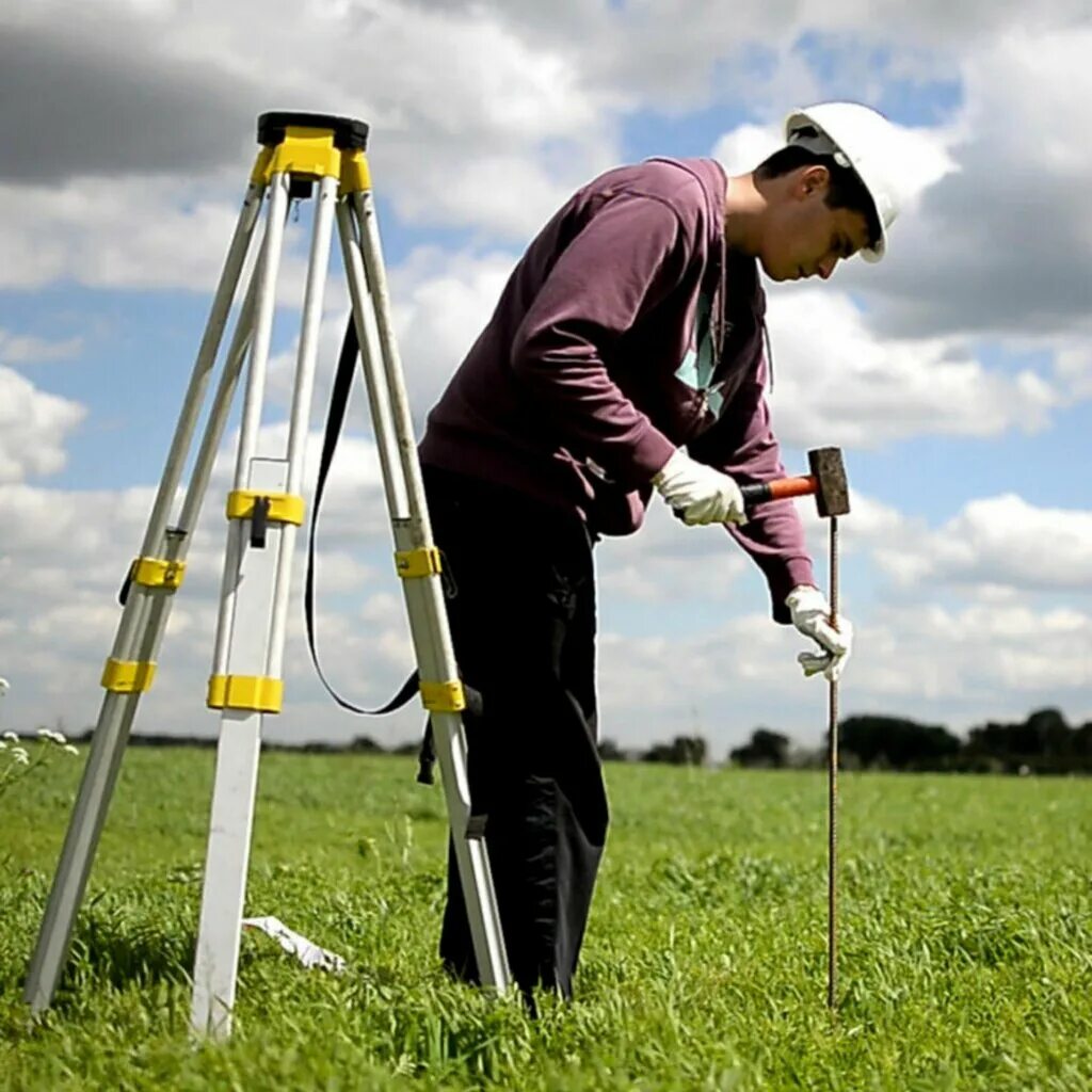 Геодезия земельного участка. Баннер кадастровый инженер. Инженерные изыскания для строительства. Вызвать кадастрового инженера. Геодезия участка.