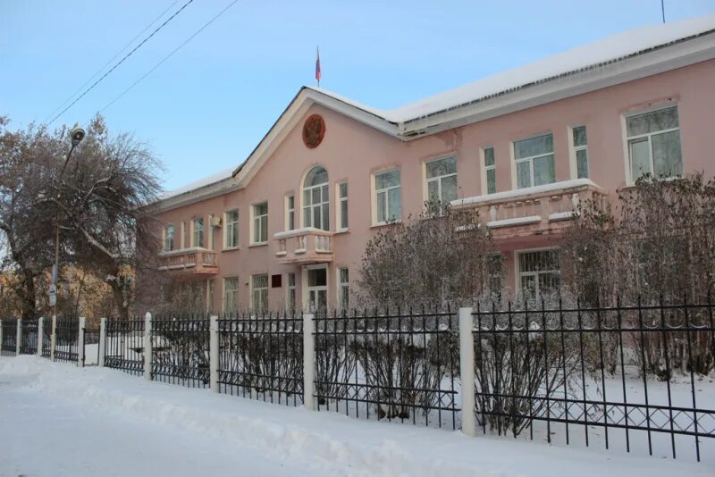 Сайт сухоложского городского суда свердловской. Сухоложская районная больница. Здание милиции город сухой Лог фотографии. Фото Рудянской школы. Сухоложский городской суд Свердловской области.