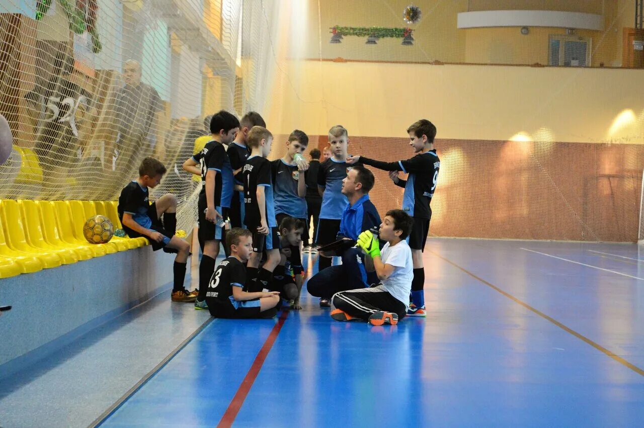 спортивная школа алмаз. мини футбол тюмень. алеев алмаз тюмень. алмазов тюмень. детская футбольная школа алмаз чебоксары.