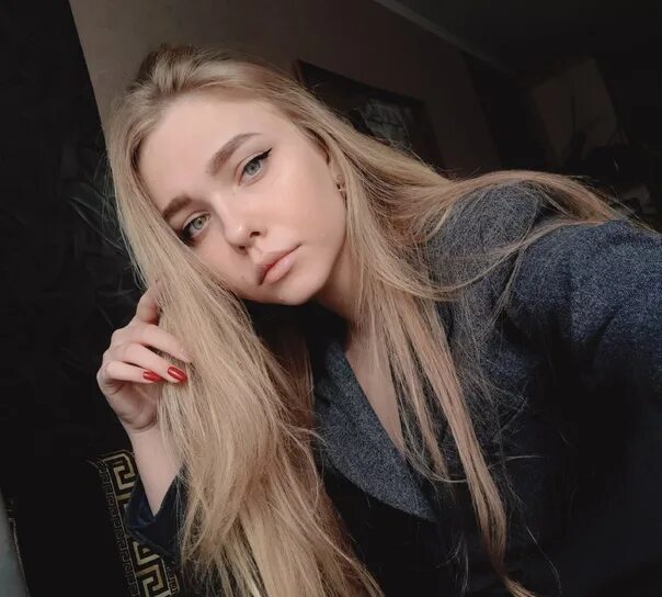 Арина Морозова, фотографии, друзья ВКонтакте, телефон, друзья и статус