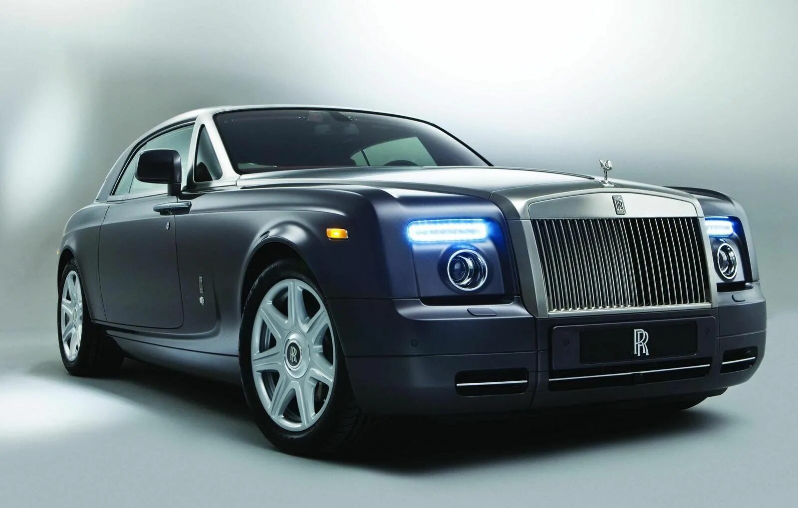 Роллс ройс 5. Роллс Ройс 2008. Роллс Ройс Фантом 2010. Rolls Royce Phantom Coupe. Rolls Royce Phantom Coupe 2008.