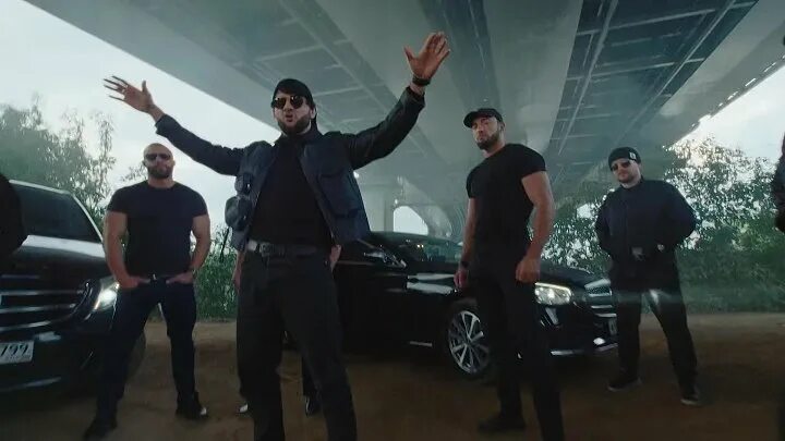 Песня итляшева пацаны. Ислам итляшев пацаны на стиле. Ислам итляшев. Ислам итляшев бродяга. Песня итляшева пацаны.