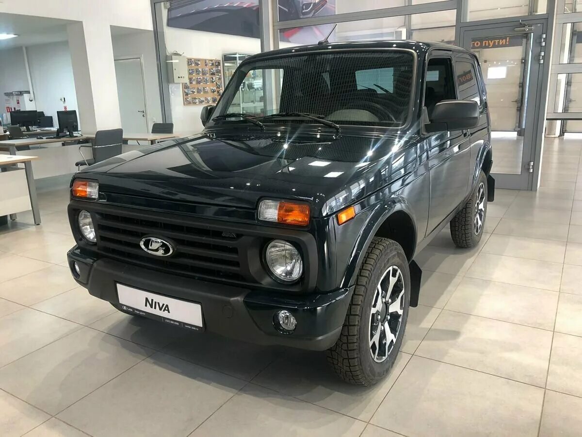 Купить новый LADA (ВАЗ) Niva I Рестайлинг (Travel) 1.7 MT (80 л.с.) 4WD бензин м