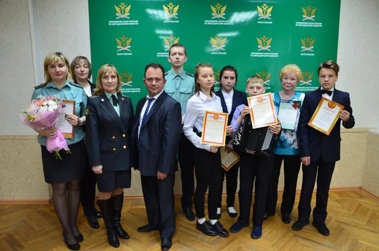 Пристава боровичи режим. Судебные приставы боровичи. Пристава боровичи режим. Расписание приставов. Номер судебных приставов г.