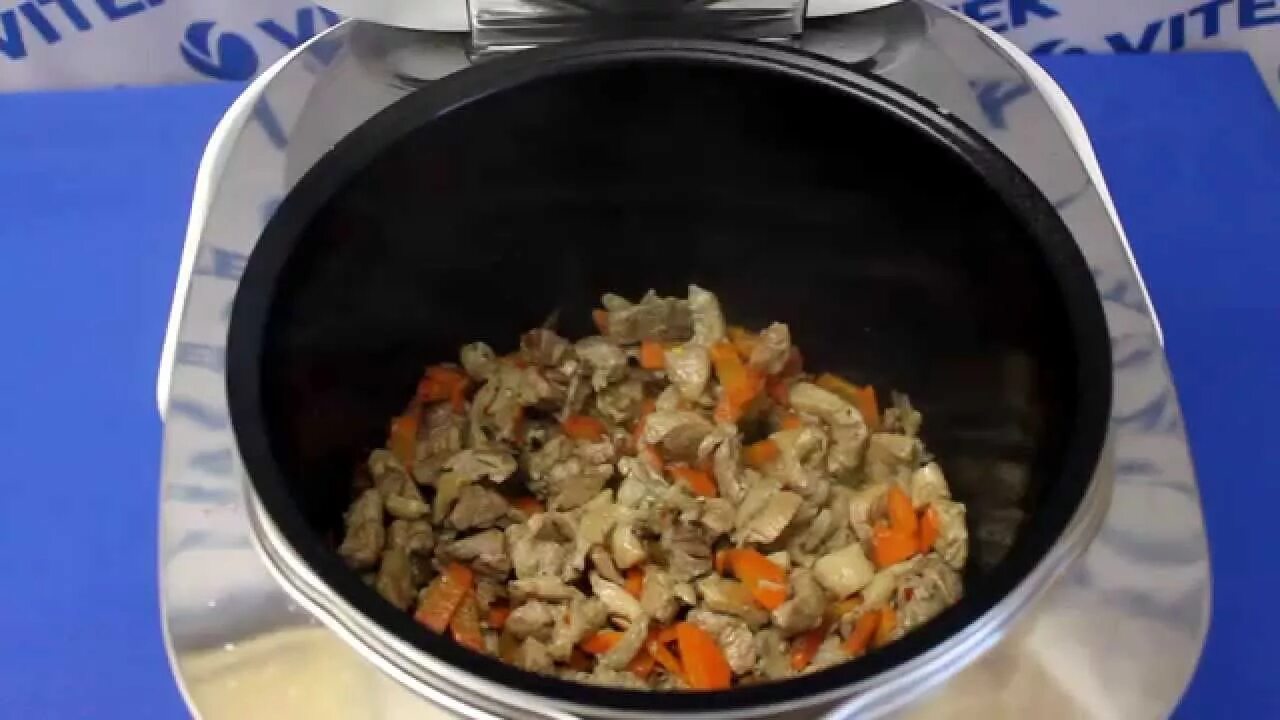 Каши с мясом в скороварке. Грибы маринованные в мультиварке редмонд. Перловая каша с тушенкой в мультиварке. Плов с перловкой в мультиварке. Каши с мясом в скороварке.