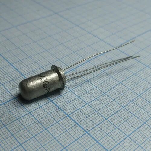 Гт-402 гт-404 гт-403. Усилитель на гт402 гт404. Германиевый транзистор гт 402. Гт404 транзистор. Германиевый транзистор гт 402.