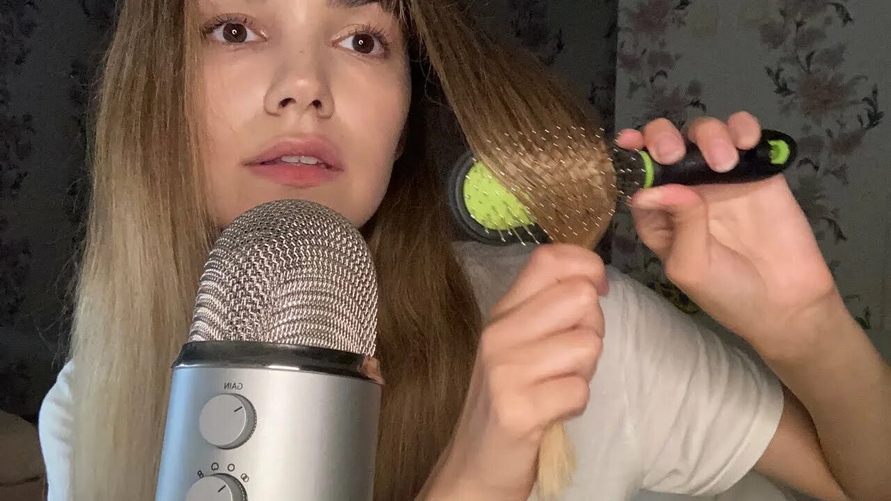 Асмр расчесывание волос. Асмр мурашки для сна расчесывание волос. Асмр расчесывание головы. Асмр расчесывание волос для сна. Асмр массаж головы и волос шепот для сна.