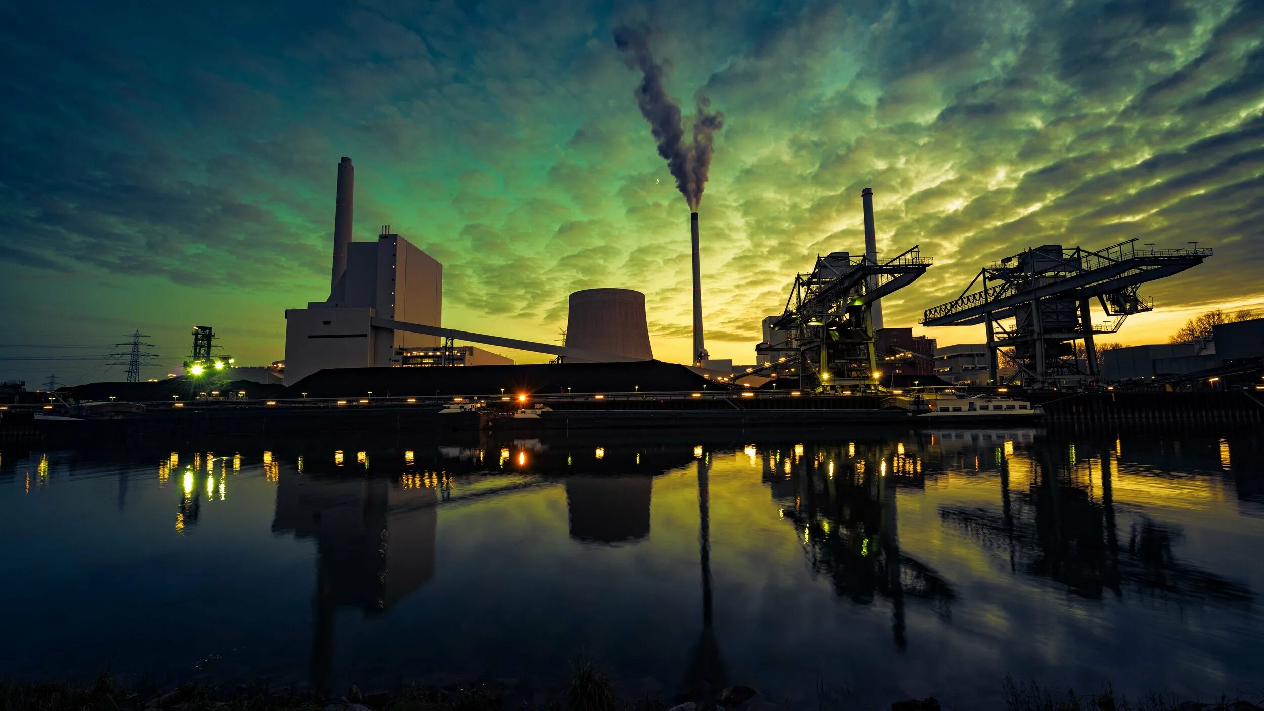 Hsinta power plant. Тэс тепловая электростанция иллюстрация. Нововоронежская аэс. Атомная станция фон. Аэс в казахстане.