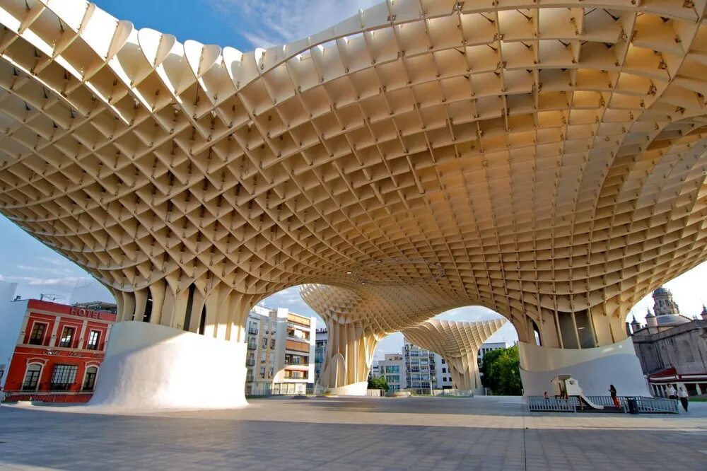 Архитектура шератон хучжоу. Cybertecture egg, мумбаи. Красивые высотные здания. Metropol parasol севилья испания 2011 архитектор. Пространственные структуры в архитектуре.