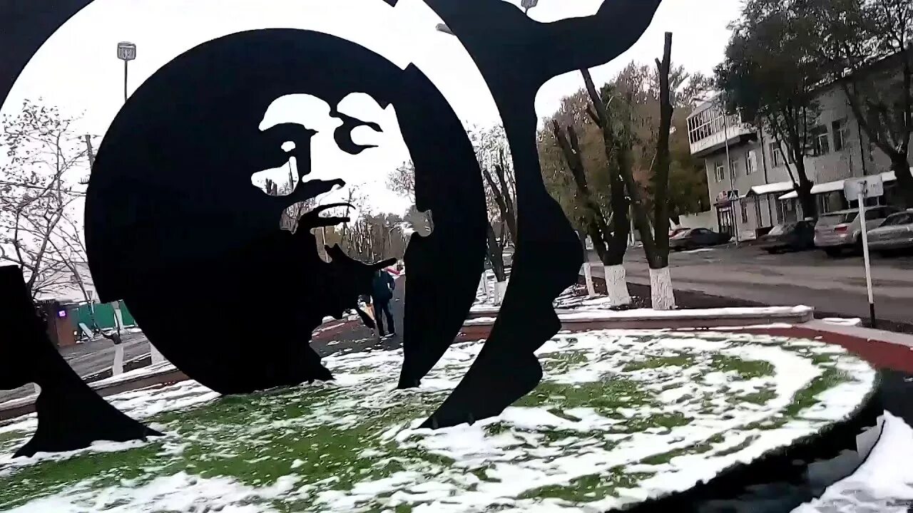 Караганда цой. Памятник цою в караганде. караганда виктор цой. аллея цоя в караганде. памятник виктору цою в караганде, казахстан.