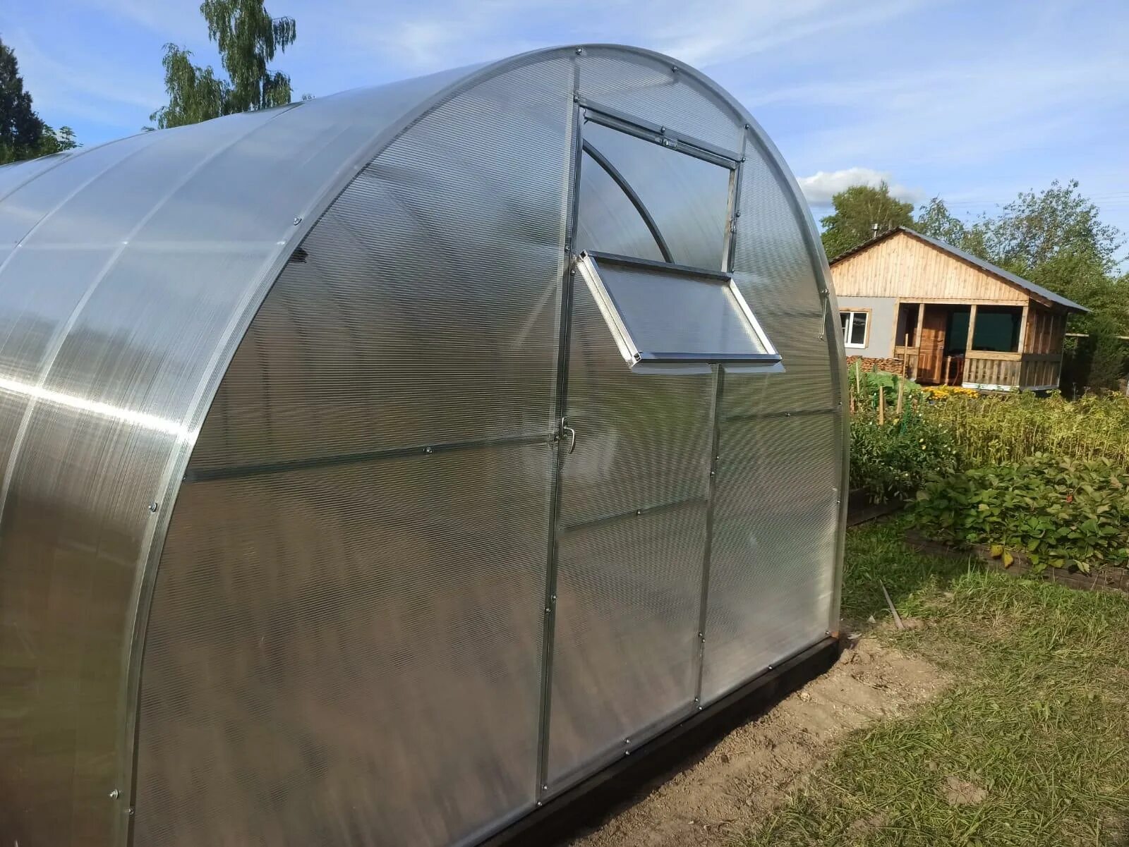 Теплицы поликарбонат 89859150505. Теплицы воскресенск. Теплицы воскресенск. Тепличный комплекс в воскресенске. Поликарбонат дачный 4 мм.