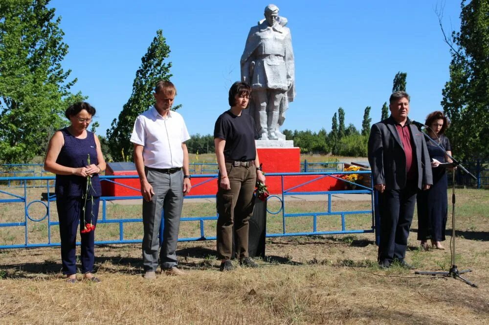 Станица луганская луганская область. Станица Луганская 2023. Станица Луганская 2 июля 2014. Станица Луганская авиаудар.