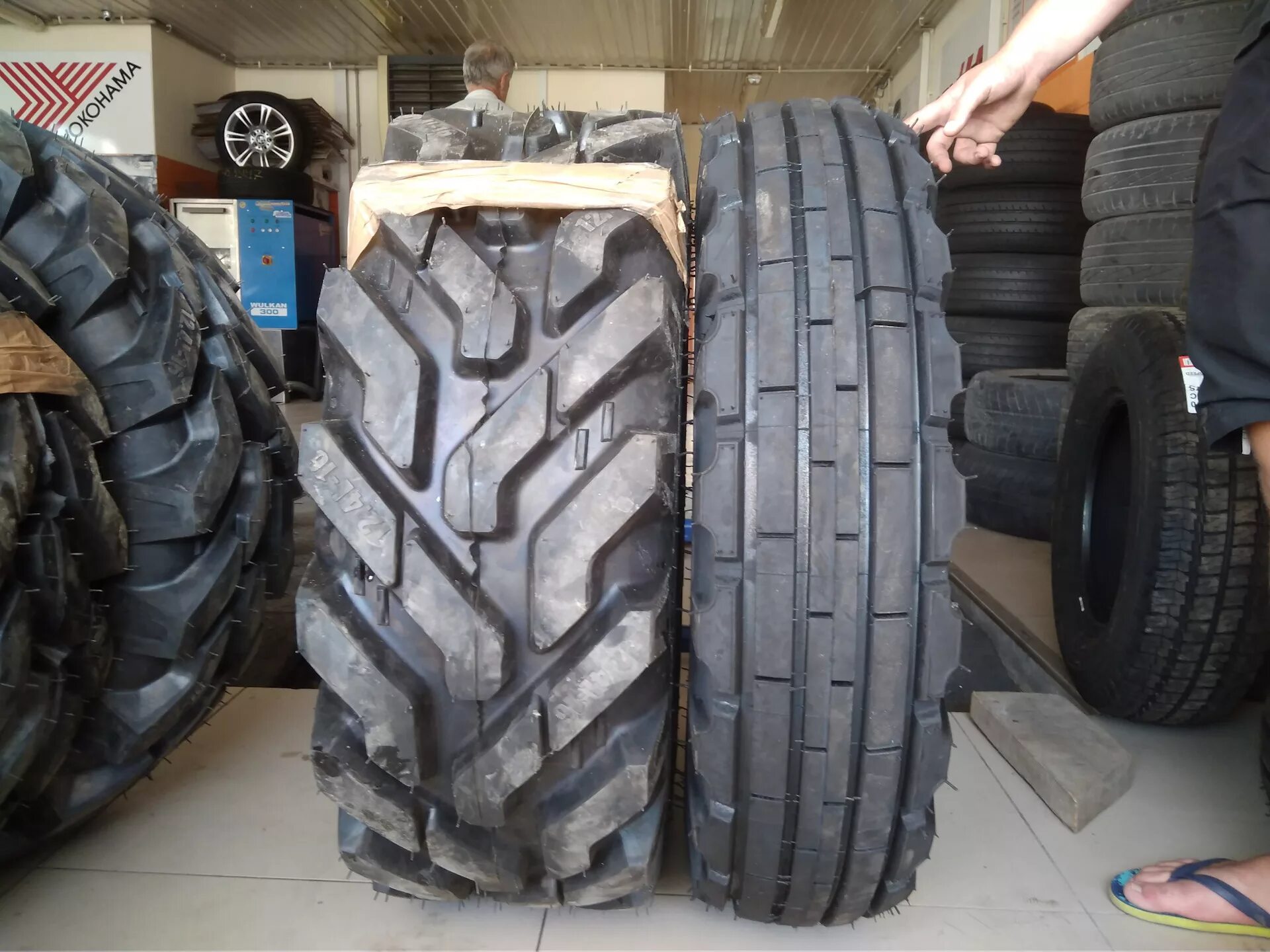Нортек шины. Nortec ts-07. нортек тс 07. nortec ts-07 12.4l16 pr8 tt барн.. nortec ts-02.