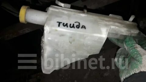 Бачок ниссан тиида