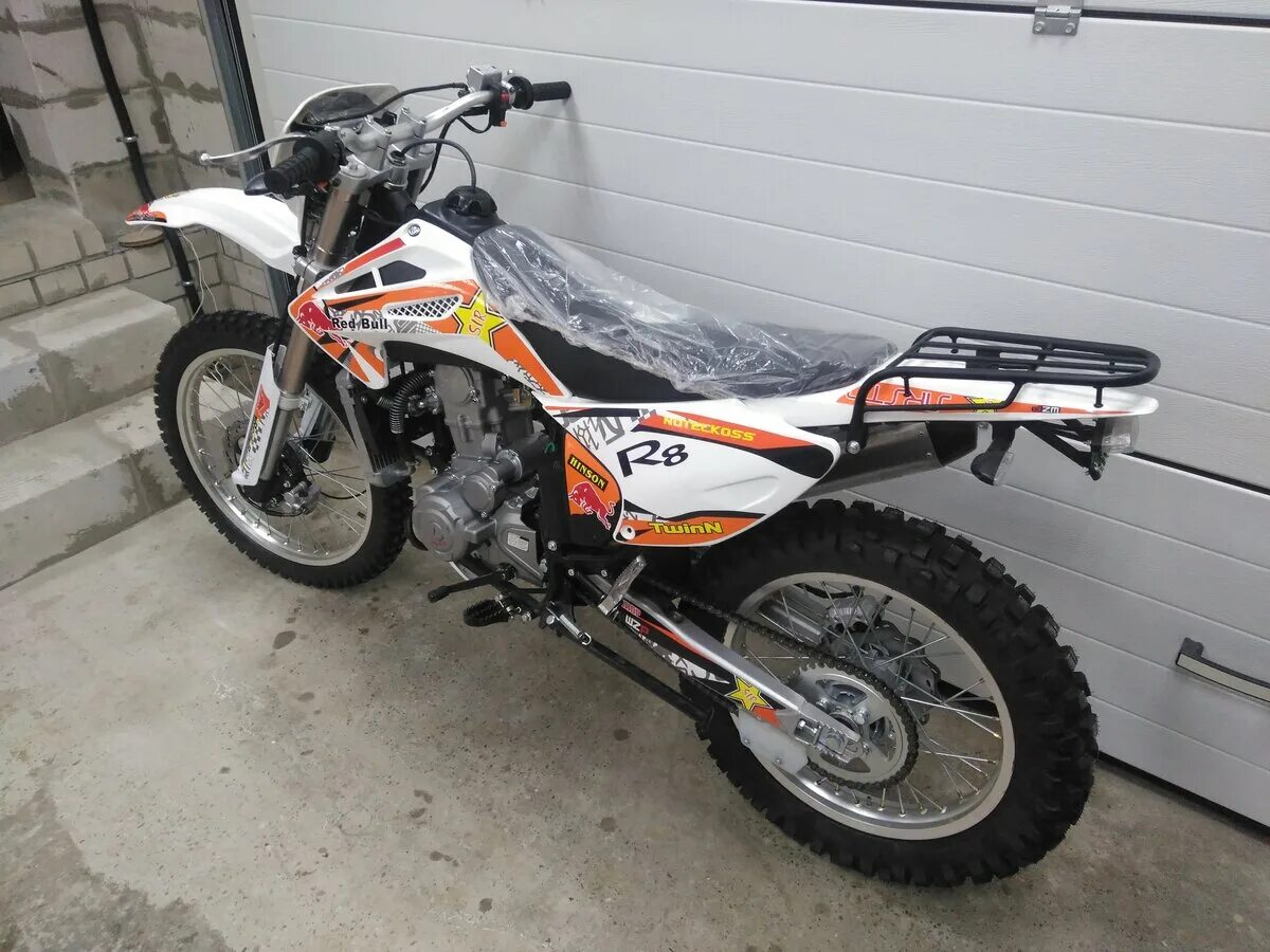 Мотор 250 кубов эндуро. Zongshen 250 кросс. эндуро булл р8 250. мотоцикл bull r8 250. мотоцикл дирт 250.