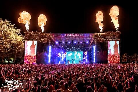 Loud crowd