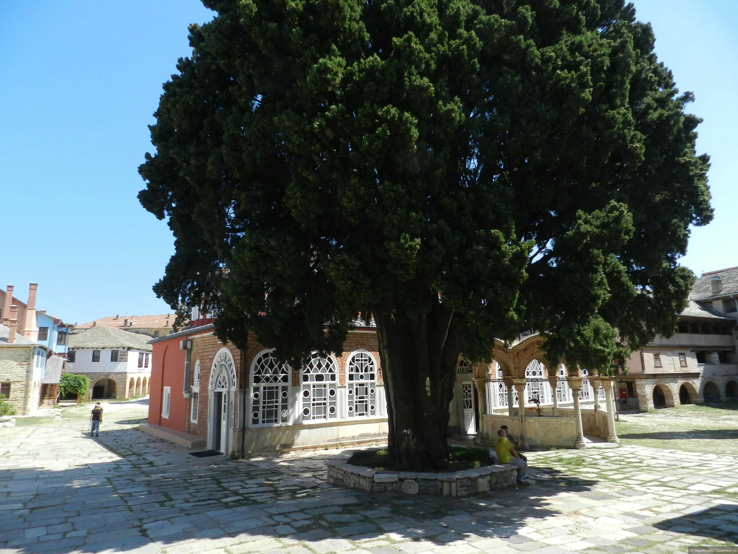 Великая лавра афон. Великая лавра монастыри афона. Великие лавры. Монастырь великая лавра на афоне. Великая лавра святая гора афон.