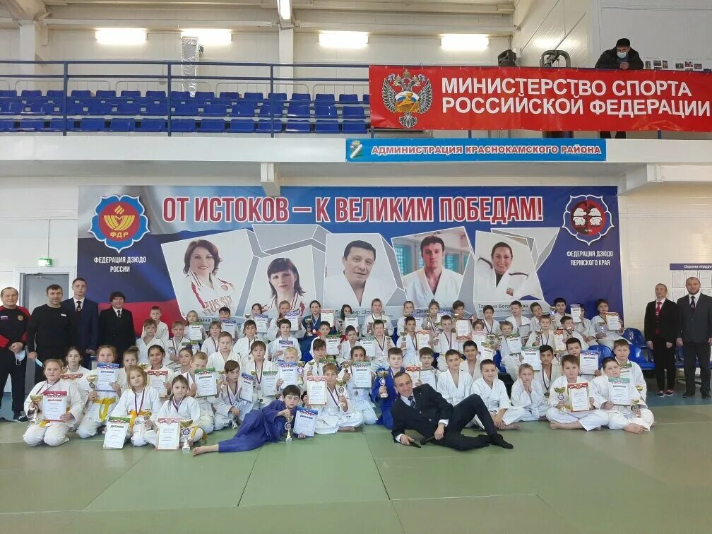 Новая гута областной турнир по самбо. Мбу сшор по самбо. Мбу фок "олимпийский" г. Витязь самбо. Спортивная школа олимпийского резерва по самбо и дзюдо, екатеринбург.