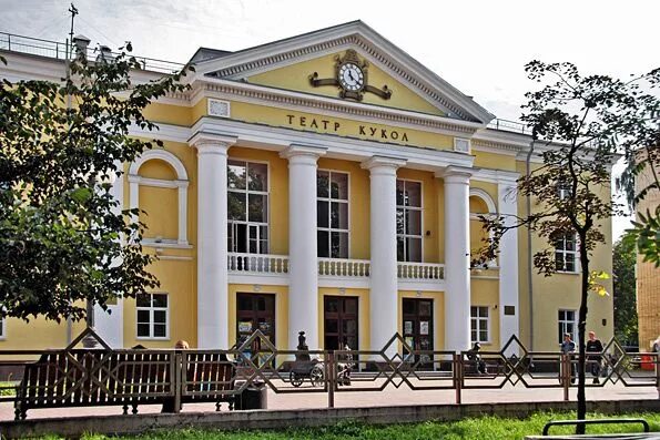 Государственный театр кукол республики беларусь. Кукольный театр гомель. Гомельский театр кукол. Гомель театр. Кукольный театр гомель.