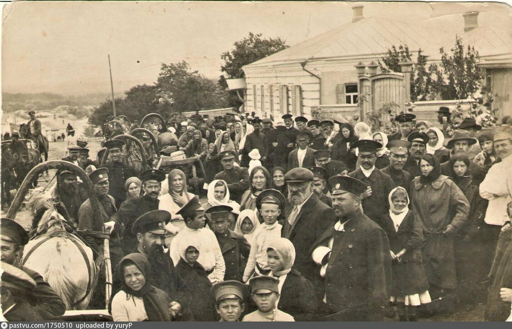 Мобилизация в первую мировую. Всеобщая мобилизация в россии 1914 года. мобилизация российской армии 1914. мобилизация в первую мировую войну в россии. всеобщая мобилизация в россии в армии 1914.