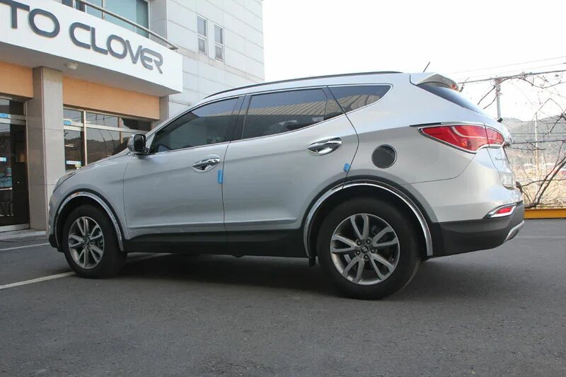 Диаметр колеса хендай элантра. Диаметр дисков на хендай акцент 1. Технические характеристики санта фе 2020. Разболтовка hyundai santa fe. Размер колес хендай ай 30 2010.