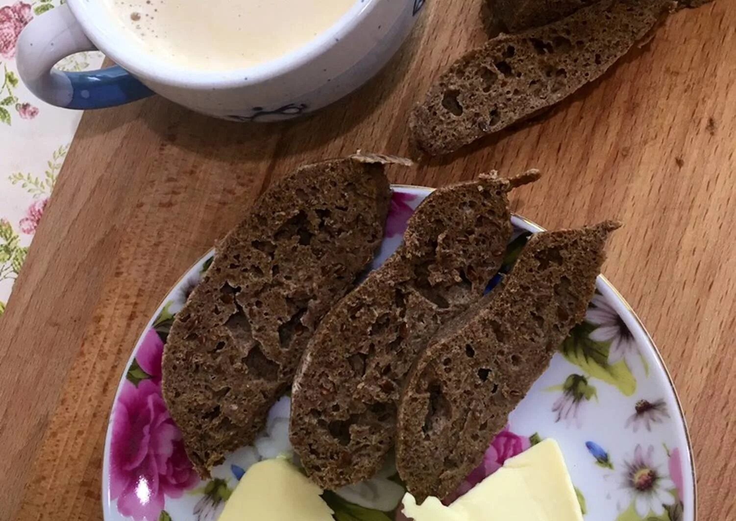 Кето хлеб в микроволновке из льняной муки. Кето хлеб в микроволновке из льняной муки. Кето хлеб из льняной муки. Кето хлеб рецепт. Кето хлеб в микроволновке с льняной мукой.