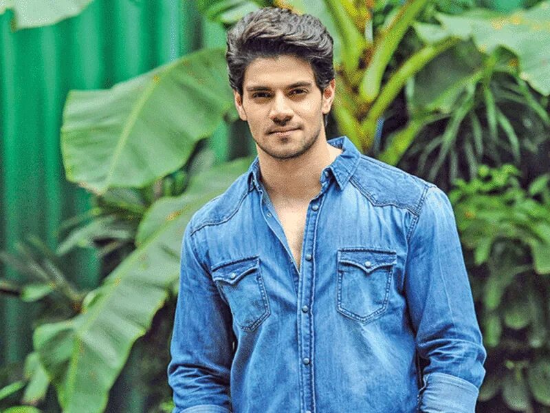 Адитья панчоли. Sooraj Pancholi. Сурадж баджах. Актера Сураджа Панчоли. Индийский актер Адитья Панчоли.