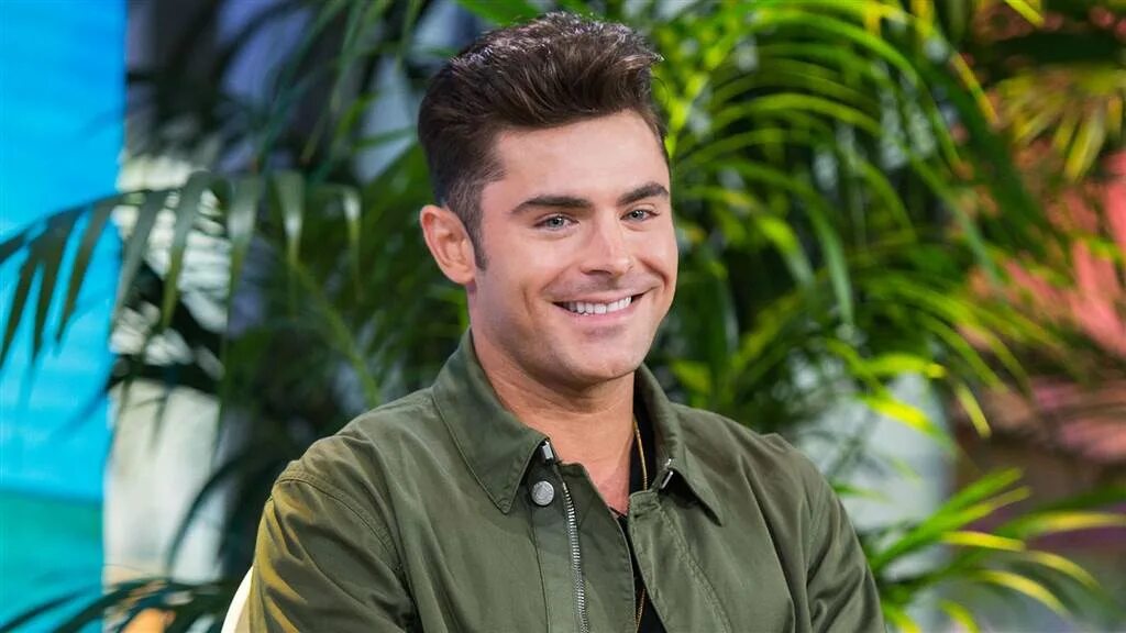 Зак снелый. Зак Эфрон. Зак Эфрон 2022. Zac Efron Baywatch. Зак Эфрон спасатели Малибу.