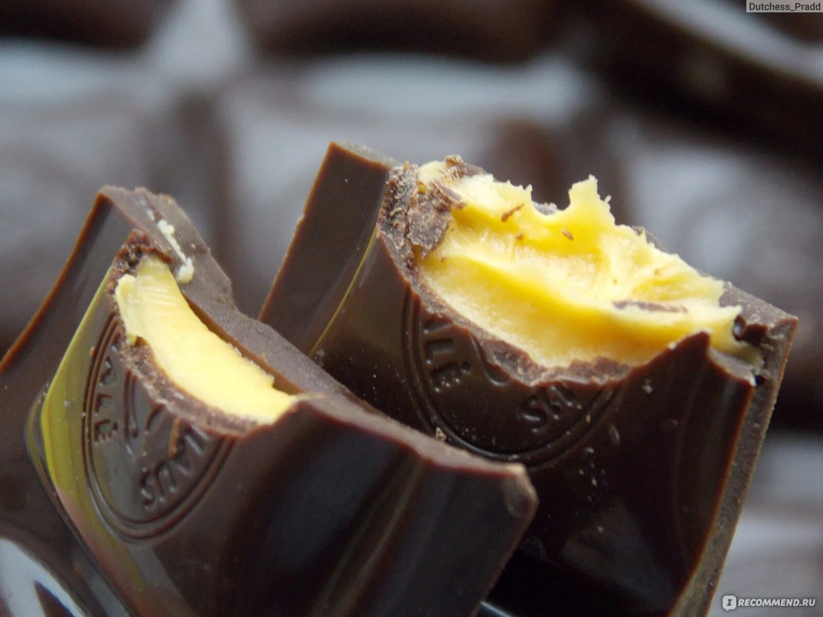 Черный шоколад с начинкой. Шоколад ramella chocolate. темный шоколад с начинкой. начинка из манго для шоколада.